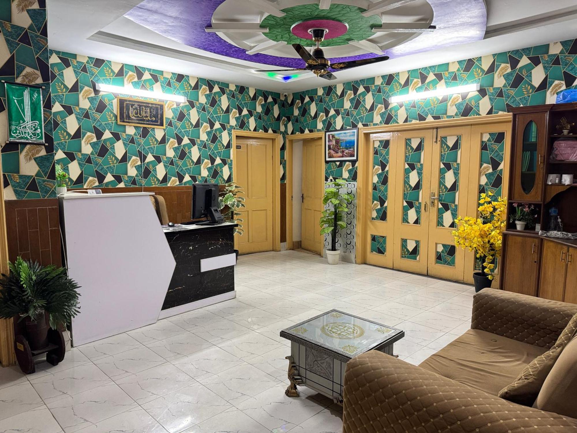 Royal Executive Residency Hotel Islamabad Exterior photo